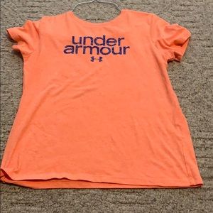 A under Armour tee size youth large good condition